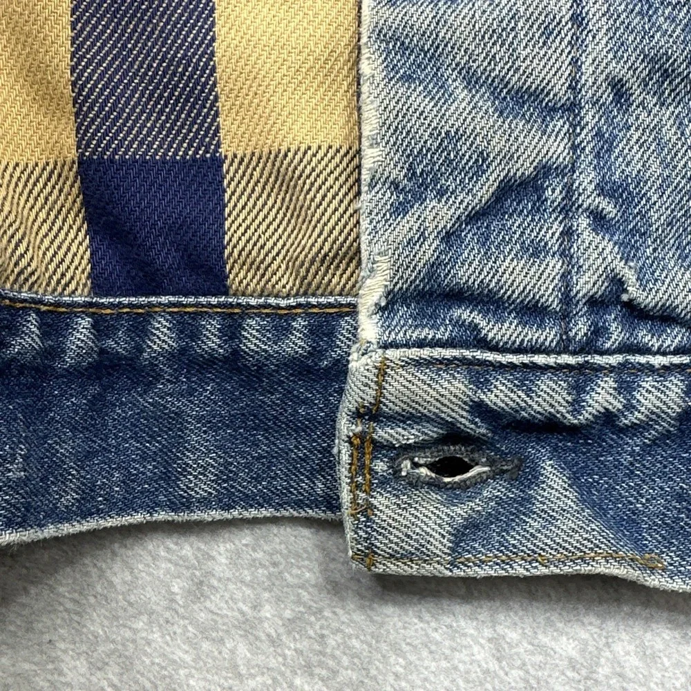Vintage Levis Denim Jacket 44 Blue Trucker Type III Lined 1980s Distressed USA